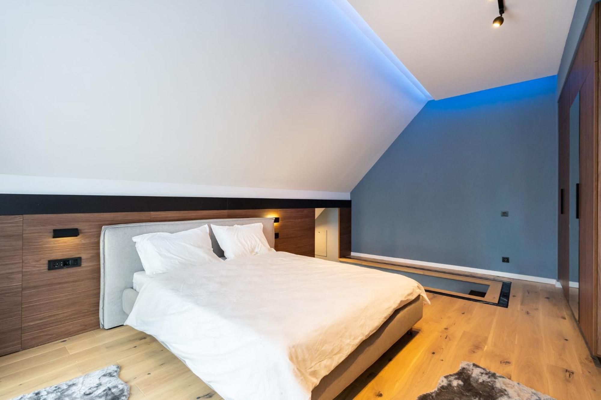 Sunflower - Chic Loft In Tineretului Bukarest Exterior foto